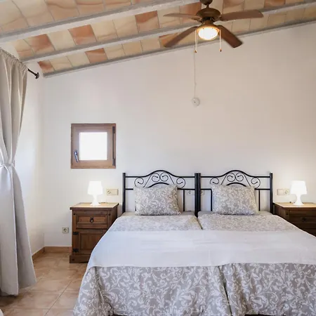 Finca Casa Zazu Mallorca - Socialmedia Fincazazu La Sorda
