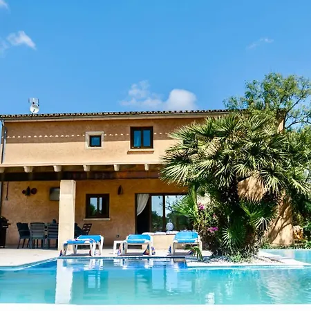 Finca Casa Zazu Mallorca - Socialmedia Fincazazu Nyaraló